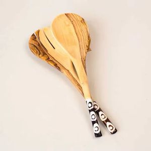 Cubiertos personalizados en madera maciza con servidores de ensalada marrón perfectos para bodas y mesa de cocina elegante uso hecho a mano - Product Image 1