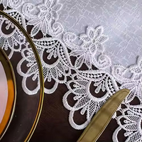 Nappe carrée blanche de style européen avec bord brodé, dentelle ajourée, housse de chaise Zhou Da Mao, tissu de nappe