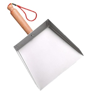 Recogedor de metal galvanizado resistente con mango vertical Diseño de cuchara profunda de boca ancha para uso industrial y doméstico - Product Image 6