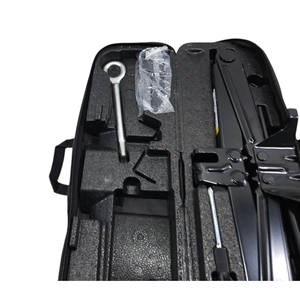 Kit Attrezzi Ruota di Scorta FIAT 500 X Serie 04766498AA Diesel 1600 (15>) - Product Image 5
