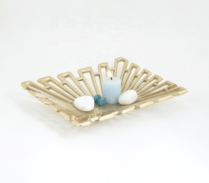 ถาดอลูมิเนียมหล่อแบบมีรูพรุนทำมือสุดสร้างสรรค์ - Product Image 3