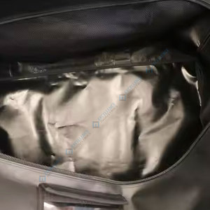 Sac de sport de hockey sur glace durable et léger avec fermeture éclair et poignées renforcées pour les voyages et l'entraînement en équipe - Product Image 6