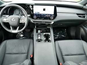 Lexus RX 350 Premium AWD SUV 2023, automático, asientos de cuero, techo corredizo, cámara trasera de 360°, motor turbo de 8L - Product Image 6