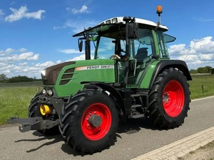 Tractores Fendt de Calidad Premium en Venta, Motor de Bajo Consumo, Bomba Automática, Ruedas Resistentes para Terrenos Planos y Montañosos - Product Image 3