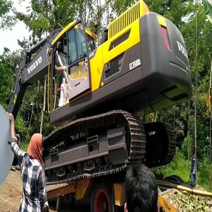 Pelle hydraulique Volvoo EC350DL de qualité supérieure construite pour une fiabilité élevée et une utilisation facile disponible - Product Image 4