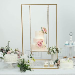 Soporte de pastel colgante de Metal dorado más vendido, la mejor exhibición de postres columpio para boda, restaurante, fiesta al mejor precio - Product Image 2