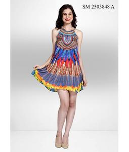 Robes courtes tendance pour femmes avec des motifs uniques idéales pour les fêtes de bureau, les dîners et la mode des vacances - Product Image 5