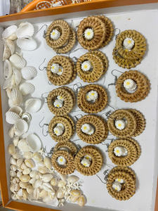 Boucles d'oreilles élégantes en rotin avec design léger en fibre naturelle, boucles d'oreilles en rotin du Vietnam pour le style Boho et Beach de 99GD - Product Image 5