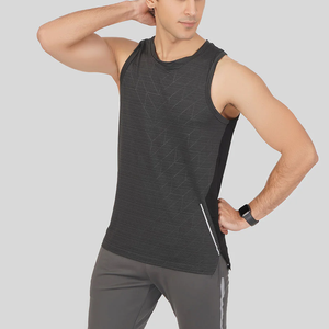 Débardeurs de sport personnalisés en coton respirant de haute qualité pour la musculation, la course et la gym, à manches courtes, vente en gros - Product Image 6