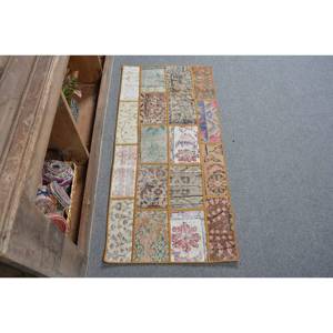 พรมตุรกีโบราณ1.8x3.9ft ผ้าขนแกะสีเบจสานแบบแบนพร้อมลวดลายเย็บปะติดปะต่อกันสำหรับตกแต่งห้องนั่งเล่นหรือใช้ในห้องโถง - Product Image 1