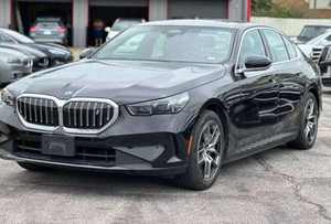 Sedán Eléctrico i5 EDRIVE40 2024 de 4 Puertas, con Bajo Kilometraje, Gran Autonomía, Carga Rápida y Interior de Lujo para Mayor Comodidad, ÉXITO DE VENTAS - Product Image 5