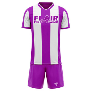 Kits de fútbol retro de diseño personalizado, uniformes de camiseta de fútbol de alta calidad para hombres y niños, conjuntos superiores de moda, nombre España, servicio OEM - Product Image 6