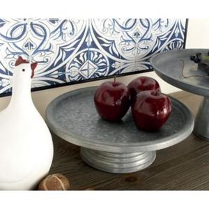 Superior Quality Premium Design Galvanized Serving Tray with White Powder Coated Finished <b>Heart</b> Shape Design Serving Tray - Product Image 3
