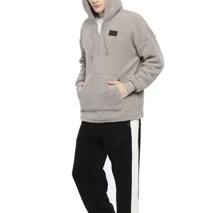 Sweat à capuche en polaire sherpa à demi-zip personnalisé avec un design uni teint en pièce, poche respirante et à séchage rapide, essentiel pour l'hiver - Product Image 3