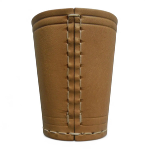 Gobelet à dés de luxe carré en cuir véritable brun naturel avec logo personnalisé, fait main, style vintage, en cuir de vachette - Product Image 2