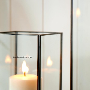 Porte-bougie en verre transparent avec cadre en laiton doré, forme carrée, boîte en verre pour la décoration de la maison et des tables de mariage - Product Image 4