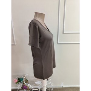 Women'<b>s</b> Short-Sleeved V-Neck Viscose <b>Blouse</b>, 35461 - Coffee with Milk - Product Image 5