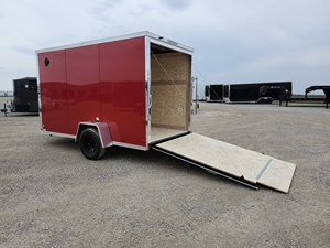 Remorque de transport fermée 6x12 2026 Cross, hauteur intérieure 78 pouces, remorque utilitaire PolyCore à nez en V, porte à rampe, essieu simple - Product Image 4