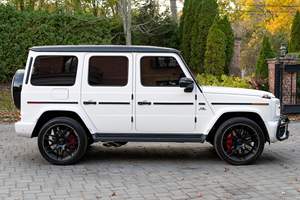 G63 2020, V8 biturbo, pack AMG Night, très bien équipé, peu modifié - Product Image 2