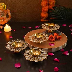 Lampe à huile Akhand Diya en métal et cristal antique pour la salle de Puja et le Mandir, Akhand Jyoti Diya décorative pour les décorations de temple, vente en gros - Product Image 5