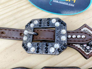 Juego de arreos para caballo personalizados, diseño de girasoles y hojas pintados a mano sobre cuero, cabezada y pechera estilo western. - Product Image 3