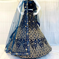 Zarna 16 Kali Net Lehenga Full Shisha Mirror Jarkan Stone Glitter Big Flare Superbe robe de mariée pour les occasions de fête de mariage