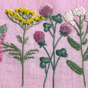 Vestido de lino suave bordado a mano para niñas, estilo informal para el primer cumpleaños de niños pequeños, OEM hecho en Vietnam - Product Image 5