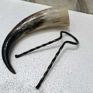 Cuerno Vikingo para Beber de Alta Calidad, Cuerno de Búfalo Pulido, Hecho a Mano, Regalo Empresarial, Soporte de Hierro, Decoraciones Navideñas Naturales - Product Image 4