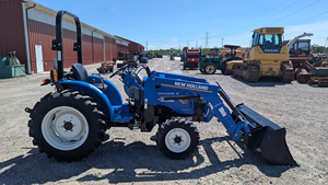 Nuevo Tractor Agrícola 25-30HP 4WD New Holland Workmaster 25S con Cargador Frontal y Transmisión Hidrostática - Product Image 5