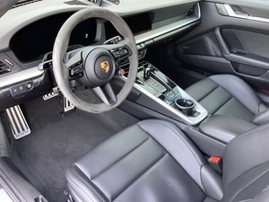 IMPRESIONANTE PO-RSC-HE 911 CA-RR-ERA 2025 CON MOTOR AUTOMÁTICO Y ASIENTOS DE CUERO - Product Image 4