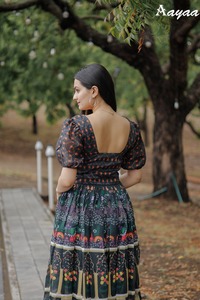 DERNIÈRE DESIGNER PURE CHANDERI AVEC ROBE D'IMPRESSION NUMÉRIQUE LOURDE - Product Image 4