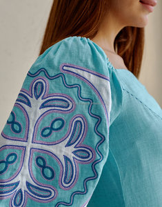 Vestidos ucranianos bordados a máquina de algodón 100% superventas estilo de fiesta elegante de longitud de té para damas precio barato al por mayor - Product Image 3