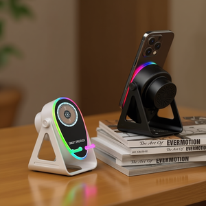 Haut-parleur magnétique InductionSound 15W avec charge sans fil, lumière LED et affichage de l'heure - Product Image 3