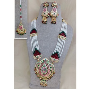 À la mode Jadau plaqué or perles Look beau collier ensemble avec boucles d'oreilles Tikka pour les femmes bijoux de créateur pour les vêtements de mariage - Product Image 1