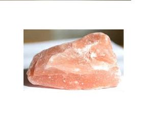 Mejore su Espacio con una Piedra de Sal del Himalaya Pulida de Alta Calidad, Forma Cuadrada, Tallada para Feng Shui, Ecológica y Artesanal - Product Image 1
