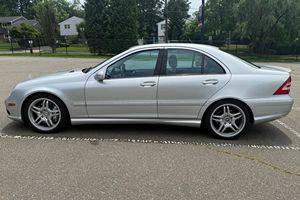 Gran Oferta: Mercedes-Benz C55 AMG Usado del 2006, Listo para Enviar - Product Image 3