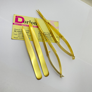 Pince à épiler à sourcils de qualité supérieure en acier inoxydable plaqué or pointes pointues inclinées pince à épiler avec ciseaux à ressort pour cils/sourcils - Product Image 1