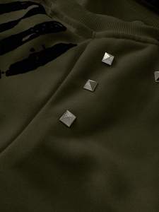 Sudadera Marrón para Mujer, Estilo Jacquard Lavado Ácido, Manga con Tachuelas, Estampado Grunge, Oversize, Felpa de Algodón, Estilo Urbano - Product Image 6