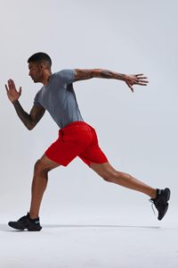 Short de gym pour hommes Vente en gros en vrac OEM tissu uni à séchage rapide impression de logo personnalisé disponible pour les marques de vêtements de sport - Product Image 6