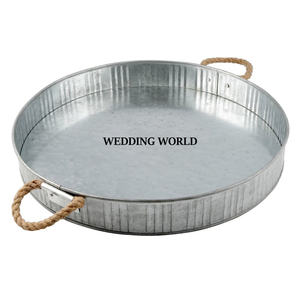 Vajilla Galvanizado Bandeja para servir en forma de corazón Hecho a mano Venta caliente Diseñador Vajilla de lujo Venta al por mayor Bandeja para servir de metal - Product Image 3