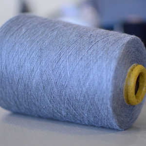 Meilleure qualité fil de polyester 20/1 argent anneau filé fournisseur de vente entier usine pakistanaise - Product Image 1