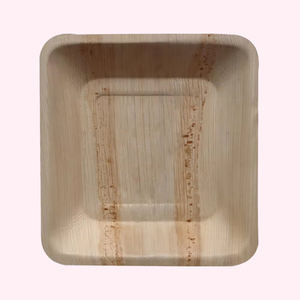 100% assiettes carrées en feuille de palmier jetables naturelles différentes tailles et formes pour les fêtes de mariage et le service de nourriture à l'hôtel - Product Image 1