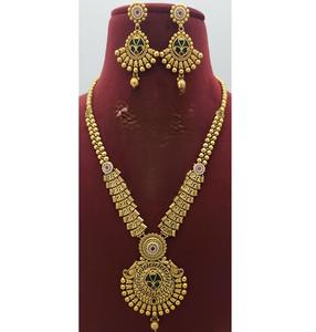Ensemble de collier long de qualité supérieure et élégant avec finition or mat et boucles d'oreilles pour collection de vêtements de mariage pour femmes - Product Image 1