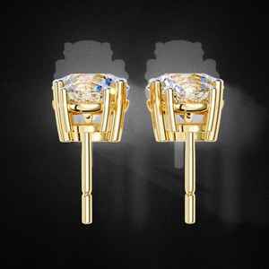 ต่างหูเพชรโมอิสซาไนต์ทรงเหลี่ยมคู่ ประดับด้วยทองคำขาวชุบทองคำชมพู เงินแท้ 925 เครื่องประดับชั้นดี ตัวเรือนแบบกรงเล็บ - Product Image 3