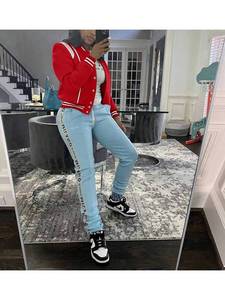 Chaqueta Universitaria Corta de Mujer, Estilo Béisbol, Bordada, Transpirable, con Forro de Lana y Cuero Genuino, Ligera - Product Image 4