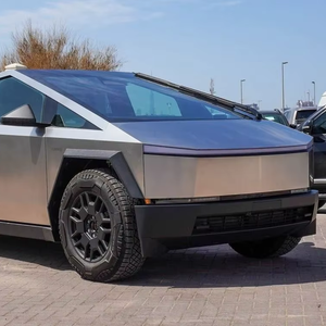 Tesla Cybertruck Serie FOUNDATION, Volante a la Izquierda, 300-400 CV, 400-500 Nm - Product Image 1