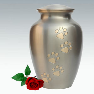 Urna de cremación para mascotas Premium de estilo americano clásico Latón metálico con patrón de pata pura Urna funeraria negra para cenizas - Product Image 5