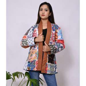 Veste matelassée bohème pour femmes, patchwork floral, manteau en coton, taille unique, vêtements d'automne et d'hiver - Product Image 1