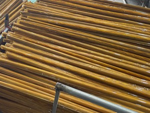 Escobas de madera populares en muchos países Categoría Escobas y recogedores - Product Image 3