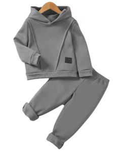 Conjunto Deportivo Premium para Hombre con Capucha para Invierno y Camiseta Extra Grande Personalizada 100% Algodón, Fabricación OEM/ODM en Bangladesh - Product Image 3